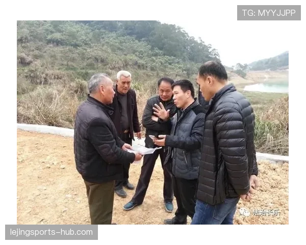 群体冲突判罚：裁判如何界定“参与斗殴”与“劝架”？
